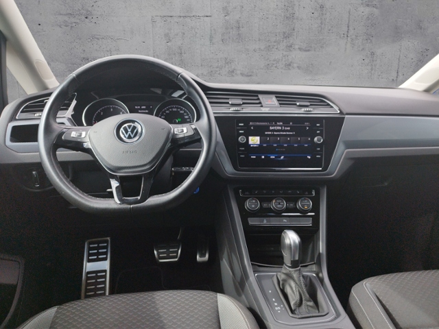 Touran Active 2.0TDI DSG NAV/SHZ/3ZK/Carplay KLI