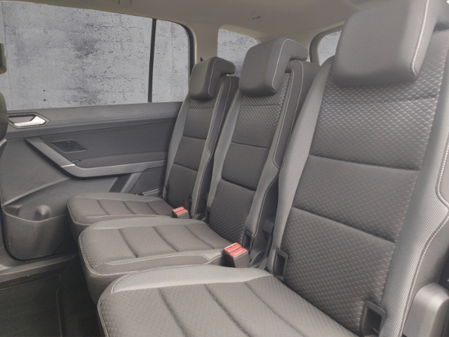 Touran Active 2.0TDI DSG NAV/SHZ/3ZK/Carplay KLI