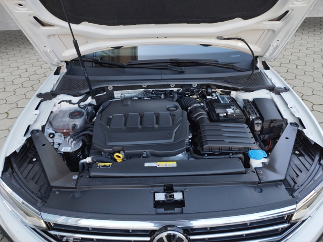 Passat Variant Elegance 2.0 TDI DSG BusinessPrem