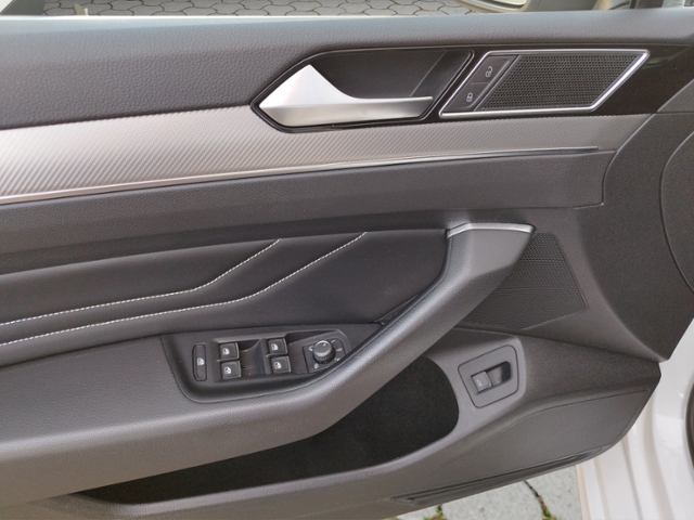 Passat Variant Elegance 2.0 TDI DSG BusinessPrem