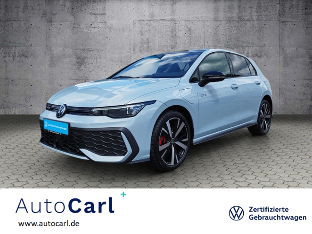 Golf VIII GTE 1.5 TSI eHybrid DSG Black/IQ.LIGHT