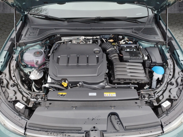 Passat Variant R-line 2.0 TDI DSG Black/IQ.DRIVE