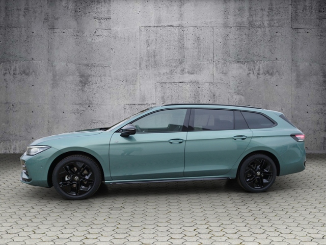 Passat Variant R-line 2.0 TDI DSG Black/IQ.DRIVE