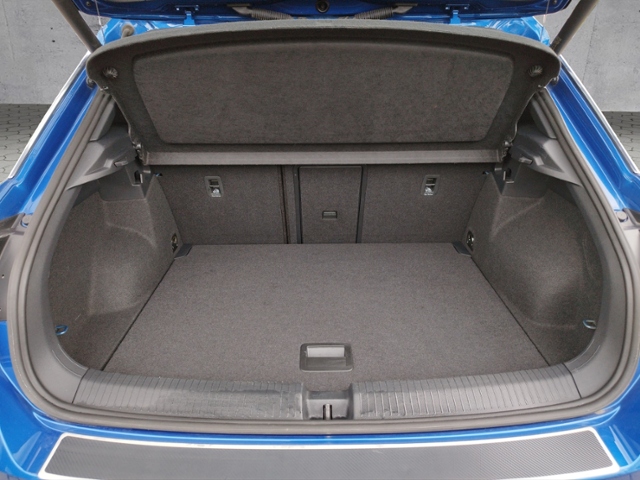 T-Roc Sport 1.5 TSI R-Line/NAV/ACC KLIMA LED NAV