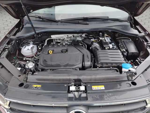Tiguan Life 1.5TSI DSG/AHK/HuD/NAV/RFK/SHZ KLIMA