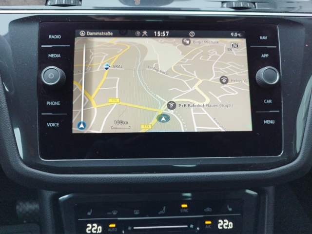 Tiguan Life 1.5TSI DSG/AHK/HuD/NAV/RFK/SHZ KLIMA