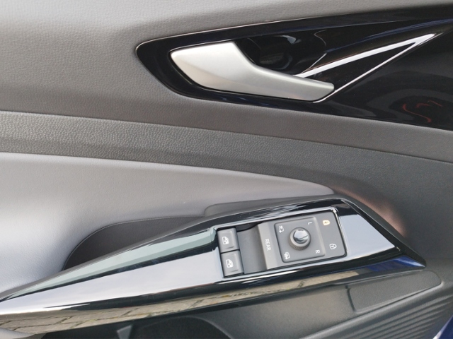 ID.4 Pure Performance 125kW Navi/Sportfw/SHZ/ACC