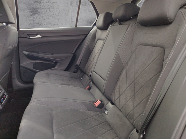 Golf VIII Style 1.5 eTSI DSG BusinessPrem. KLIMA