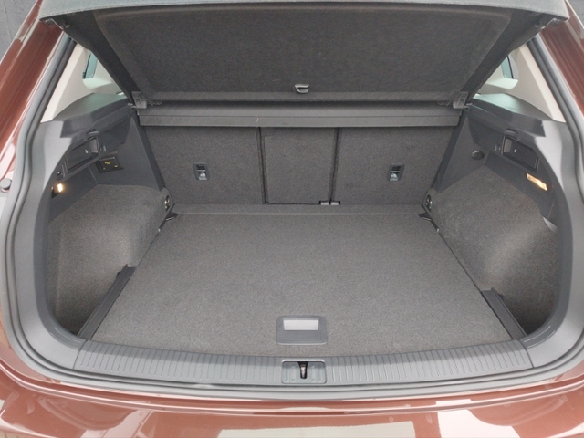 Tiguan Elegance 2.0 TDI 4Motion DSG KLIMA LED NA