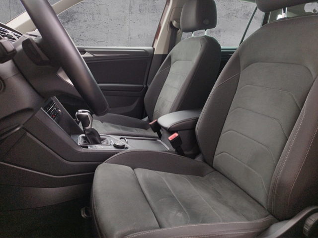 Tiguan Elegance 2.0 TDI 4Motion DSG KLIMA LED NA