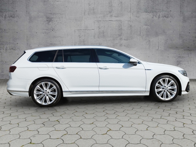 Passat Variant Elegance 2.0 TDI 4M DSG R-Line Al