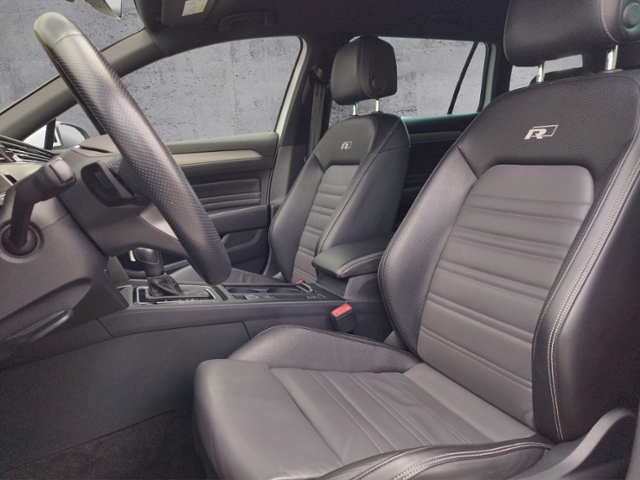 Passat Variant Elegance 2.0 TDI 4M DSG R-Line Al