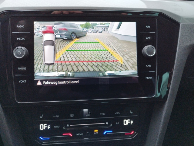 Passat Variant Business 2.0TSI DSG R-line/AHK/Na