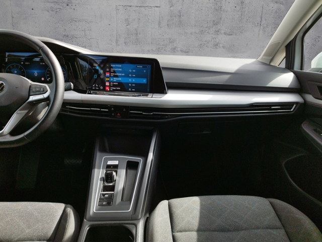 Golf VIII Life 1.0 eTSI DSG IQ.DRIVE/NAV/SHZ KLI