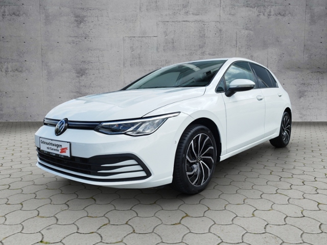 Golf VIII Life 1.0 eTSI DSG IQ.DRIVE/NAV/SHZ KLI