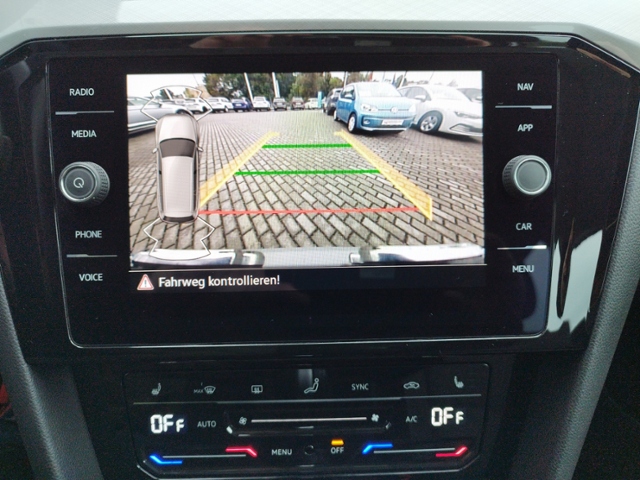 Passat Variant Business 2.0 TDI DSG NAV/SHZ KLIM