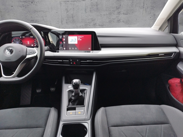 Golf VIII Life 2.0 TDI BusinessPrem. KLIMA LED N