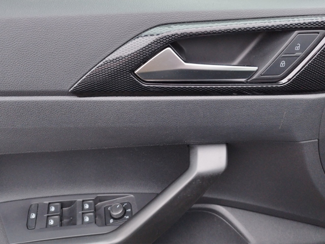 Taigo Life 1.0TSI DSG/Matrix/Navi/AHK/SHZ/L+S/Ca