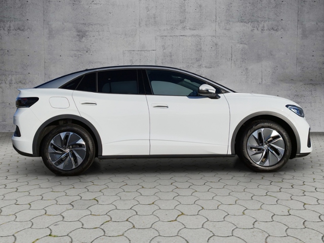 ID.5 Pure electric 125kW Matrix/Pano/AHK/Navi/AC