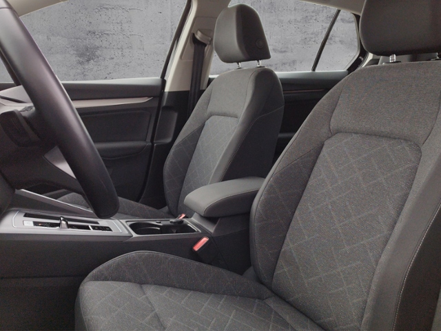 Golf VIII Life 2.0TDI DSG/Business/Navi/ACC/LED/