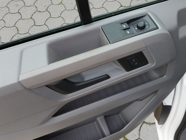 Crafter Kasten 35 MR RFK/Climatic/L+S