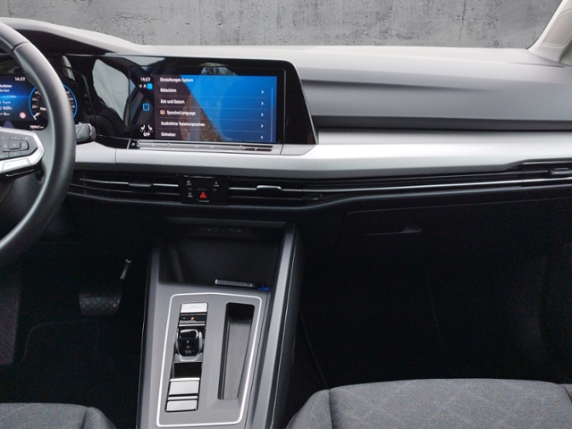 Golf VIII Variant Life 2.0TDI DSG/AHK/Navi/ACC/S