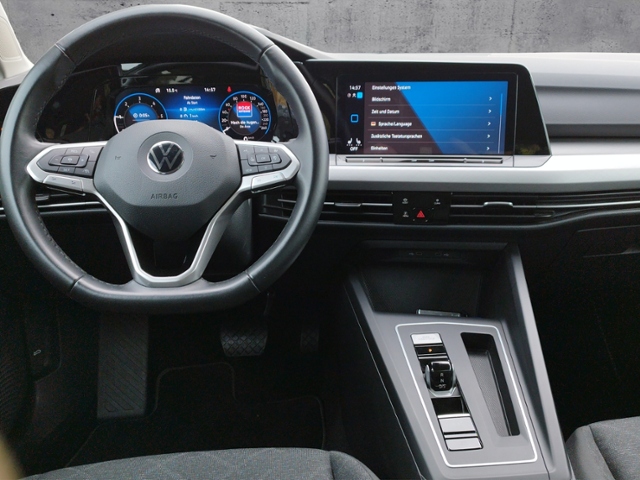 Golf VIII Variant Life 2.0TDI DSG/AHK/Navi/ACC/S