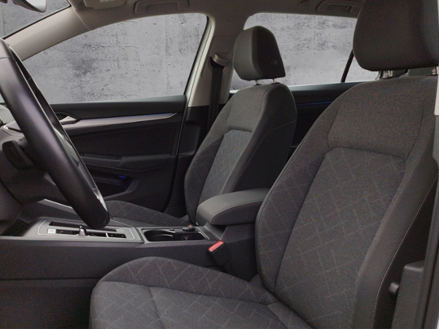 Golf VIII Variant Life 2.0TDI DSG/AHK/Navi/ACC/S