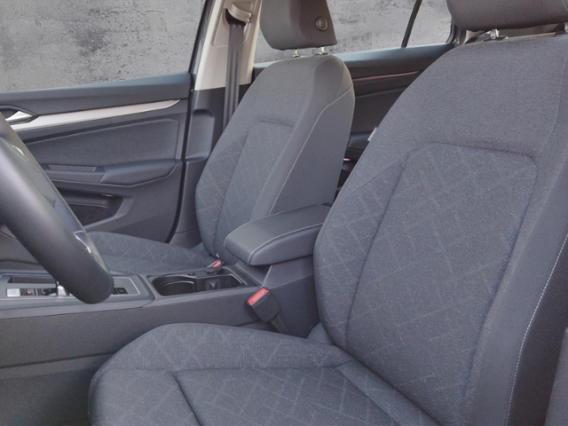 Golf VIII Variant Life 2.0TDI DSG/Navi/L+S/ACC/M