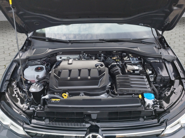 Golf VIII Variant Life 2.0 TDI DSG BusinessPrem.