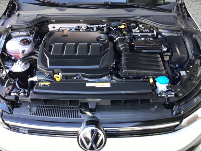 Golf VIII Variant R-Line 2.0 TDI DSG BusinessPre