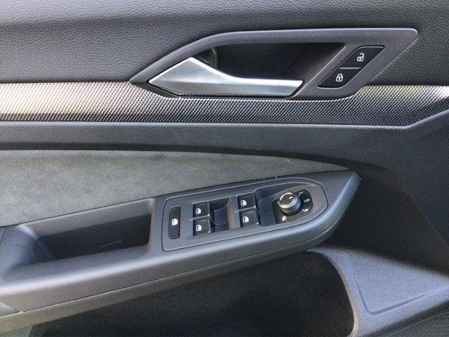 Golf VIII Variant R-Line 2.0 TDI DSG BusinessPre