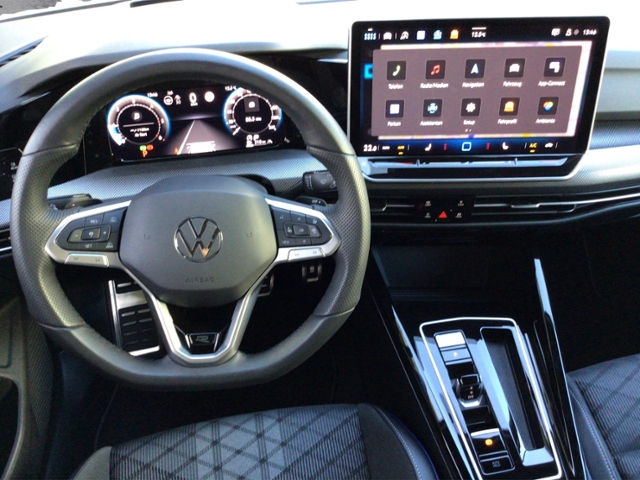 Golf VIII Variant R-Line 2.0 TDI DSG BusinessPre