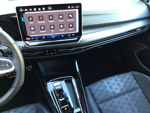 Golf VIII Variant R-Line 2.0 TDI DSG BusinessPre