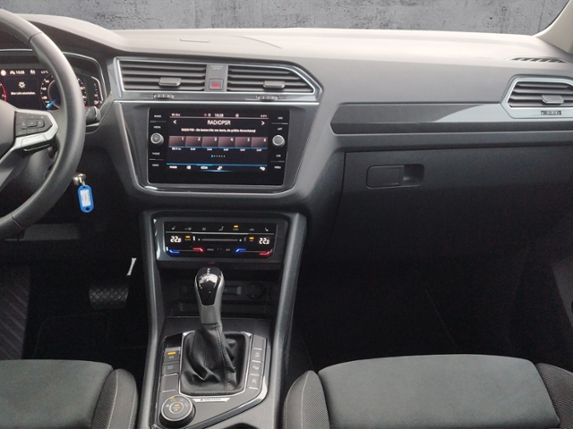 Tiguan Elegance 2.0 TSI 4Motion DSG NAV KLIMA LE
