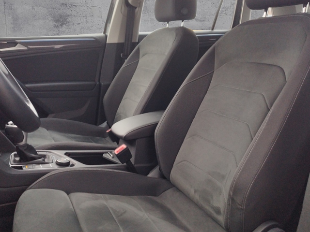Tiguan Elegance 2.0 TSI 4Motion DSG NAV KLIMA LE