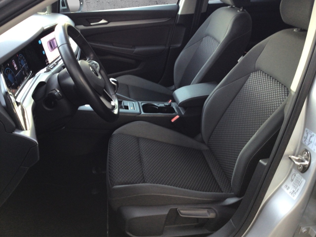 Golf VIII Active 1.5 TSI STH/NAV/ACC KLIMA LED N