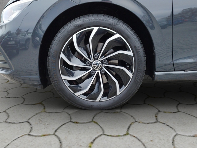 Golf VIII Variant Life 1.5 TSI NAV/ACC/3-Zonen K