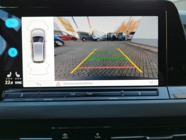 Golf VIII Variant Style 2.0TDI DSG/AHK/Navi/L+S/