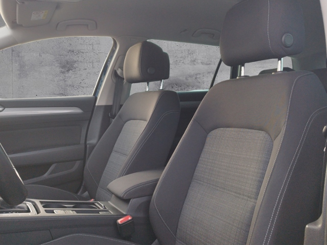 Passat Variant Business 2.0 TDI DSG BusinessPre.