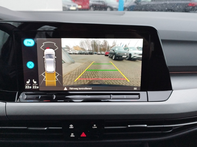 Golf VIII Life 2.0 TDI DSG STH/PANO/IQ.LIGHT KLI