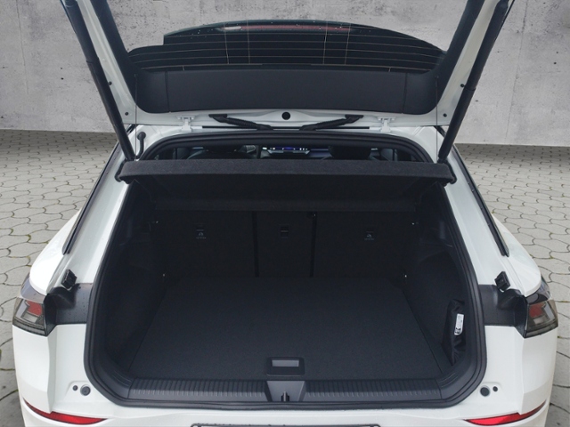 T-Roc R-line 1.5eTSI DSG BlackStyle/IQDrive/Keyl