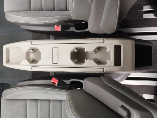 T7 Multivan Life 'Edition' Motor: 2,0 l TDI SCR 