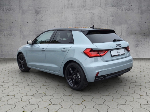 A1 Sportback advanced 30 TFSI  S tronic