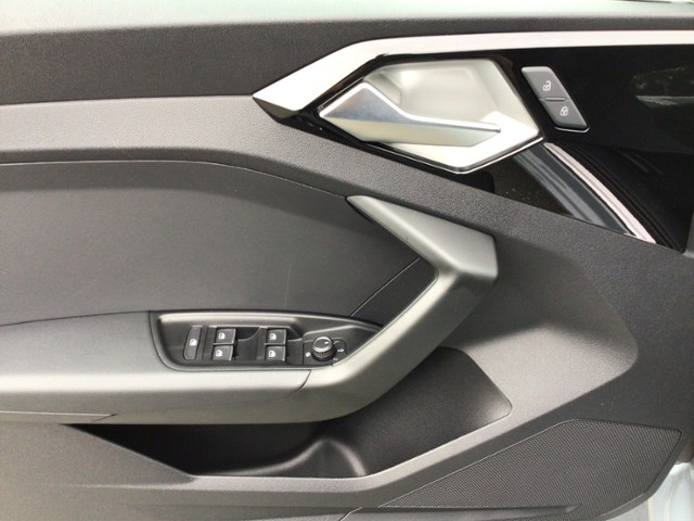 A1 Sportback advanced 30 TFSI  S tronic