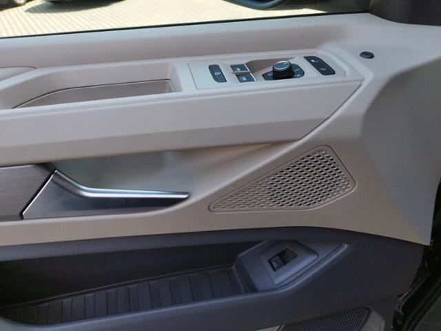 T7 Multivan Life Motor: 2,0 l TSI OPF 150 kW Get