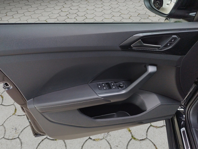 T-Cross R-Line 1.0 l TSI OPF 85 kW (116 PS) 7-Ga